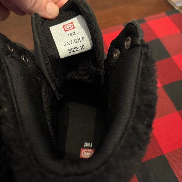 Ecko Red Black Winter Boots - Picture 5 of 8